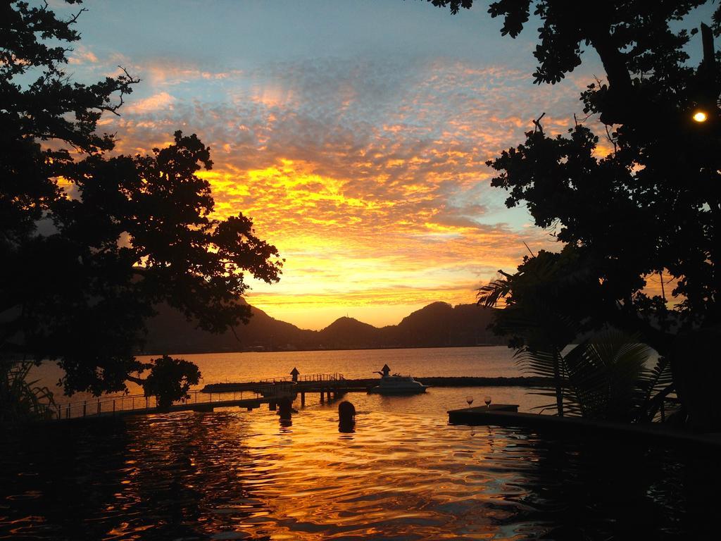 Cerf Island Resort Round Island Luaran gambar