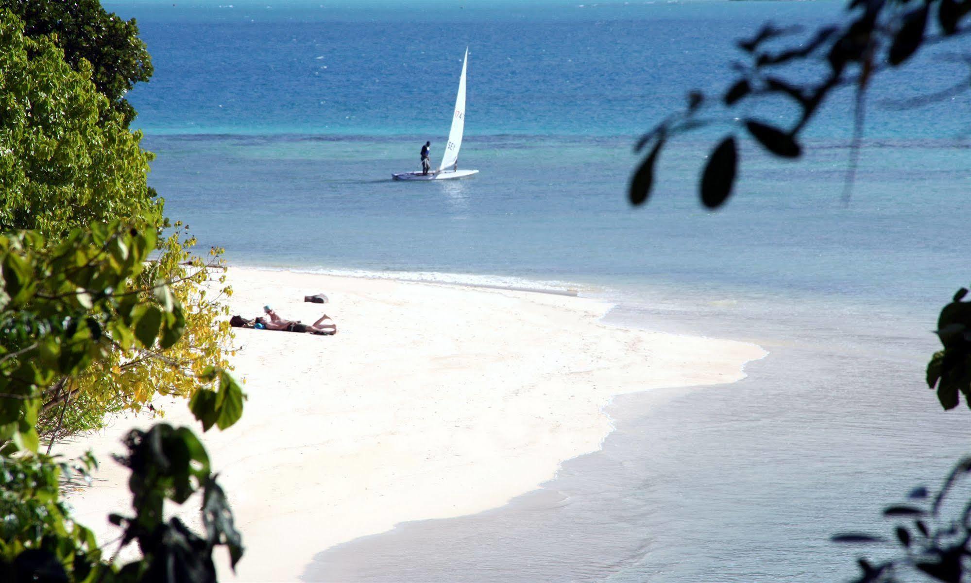 Cerf Island Resort Round Island Luaran gambar